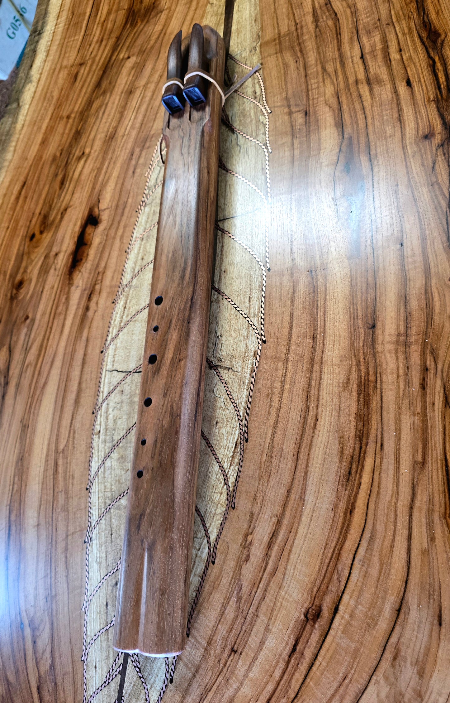 Low C Aeolian drone in pecan