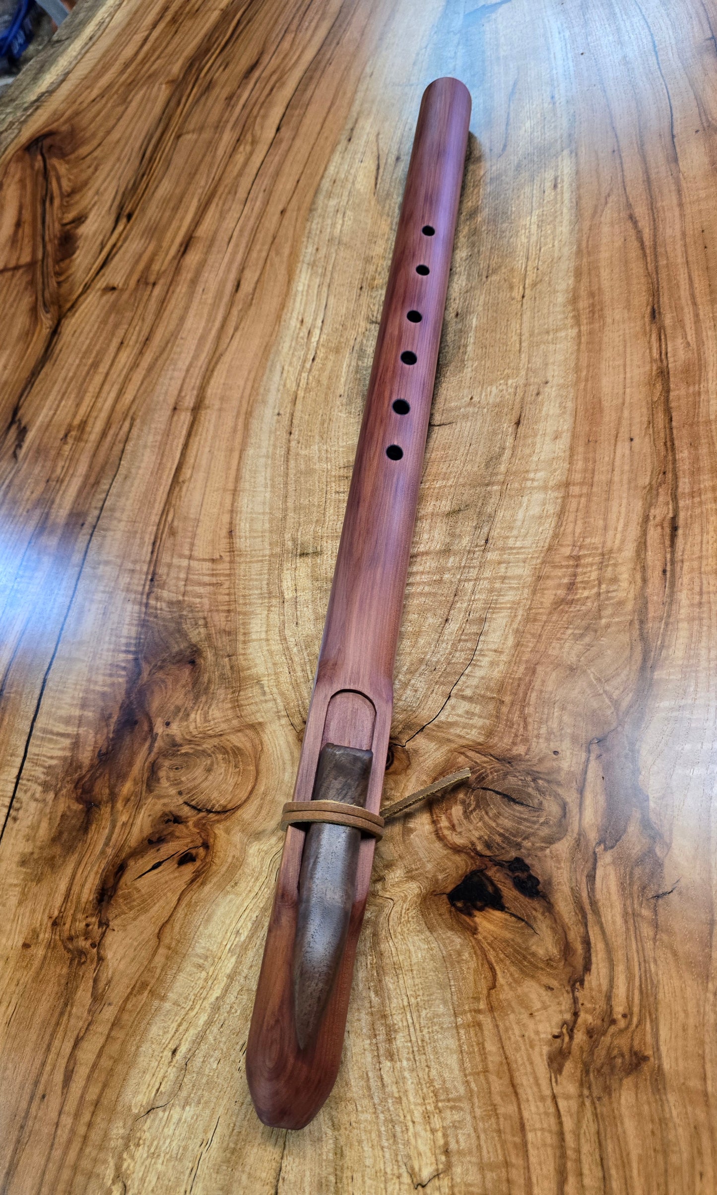 Red cedar single flute key of D4 432Hz
