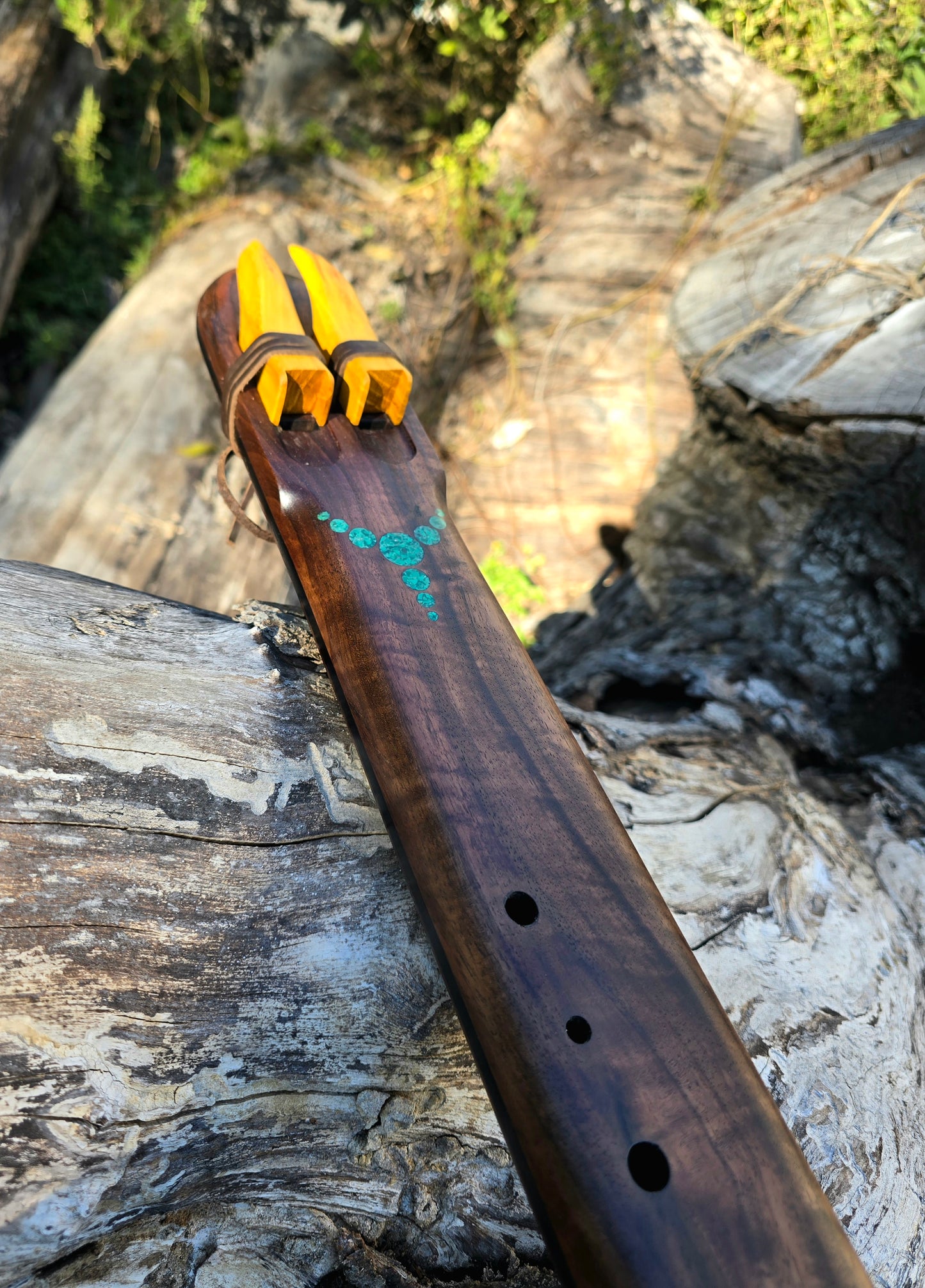 Black walnut fifth below aolen scale drone E/A 432HZ