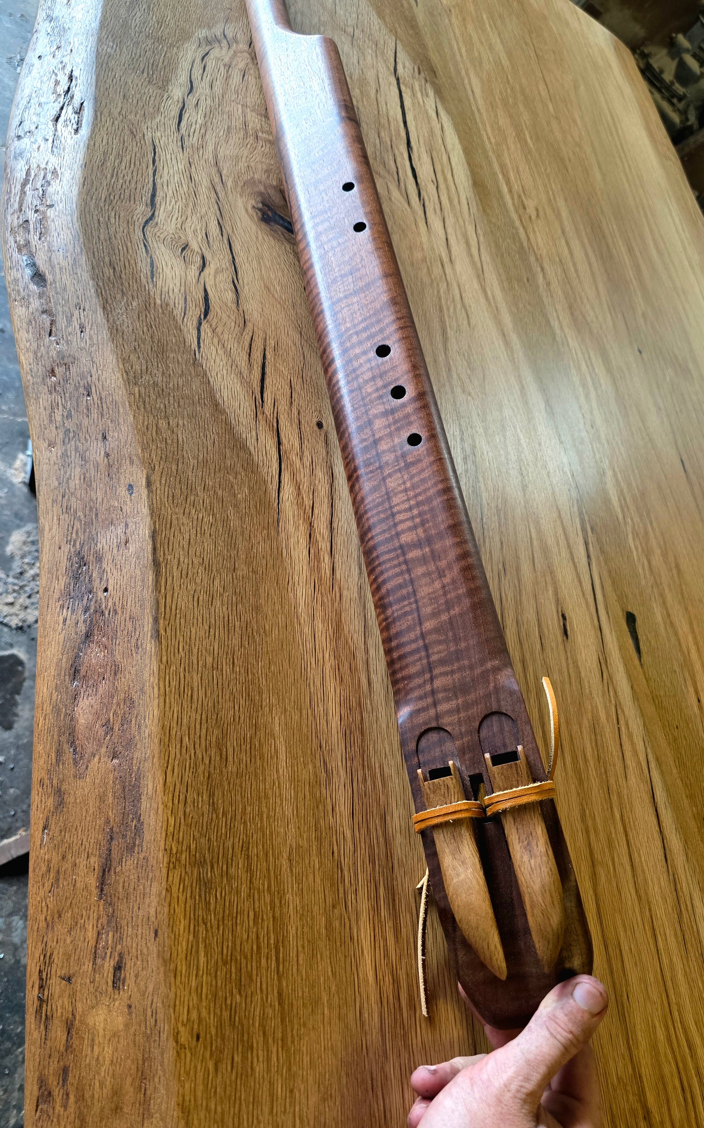 1 pentatonic scal 1/4 below dron key of A/E 440hz
