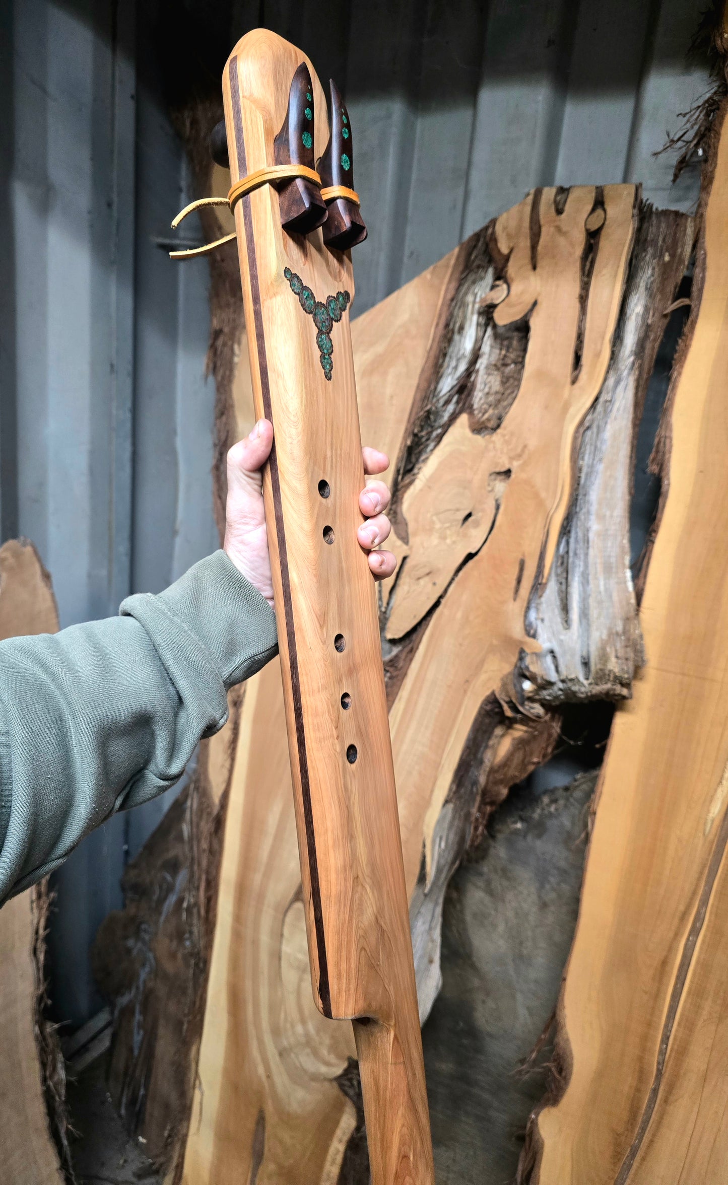 1/5 below pentatonic drone D/G