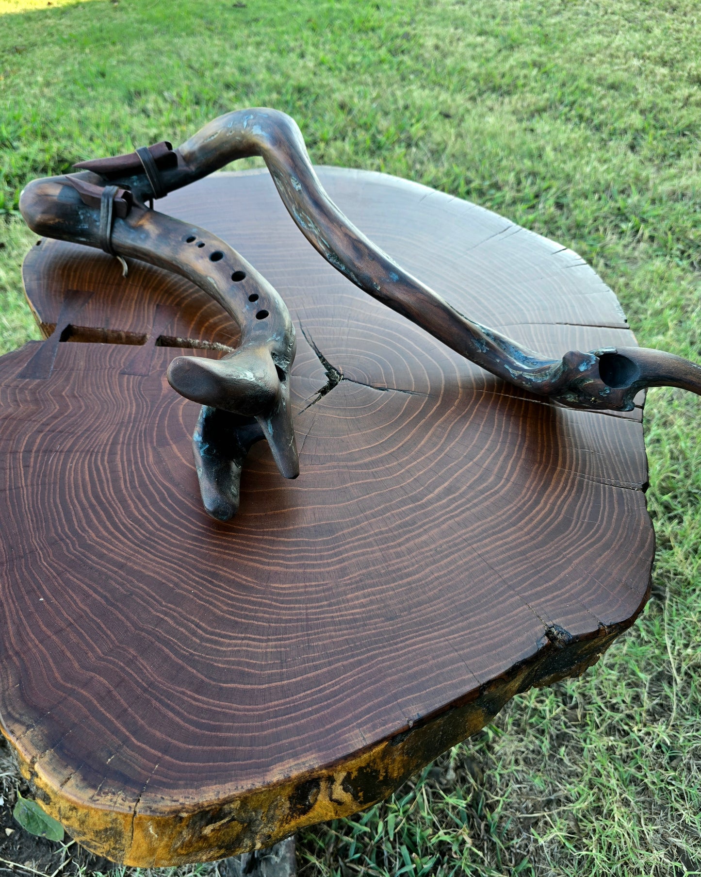 Driftwood 1/5 below Aolian scale drone key G#-F#